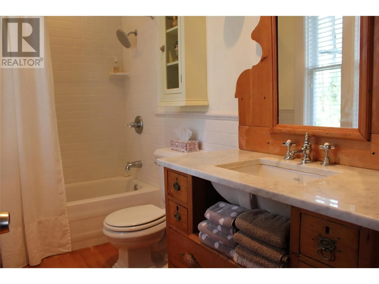 4462 Salmon River Road