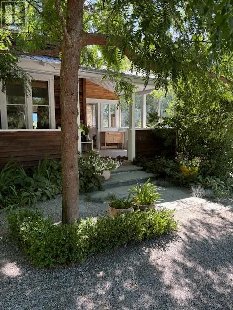 4462 Salmon River Road