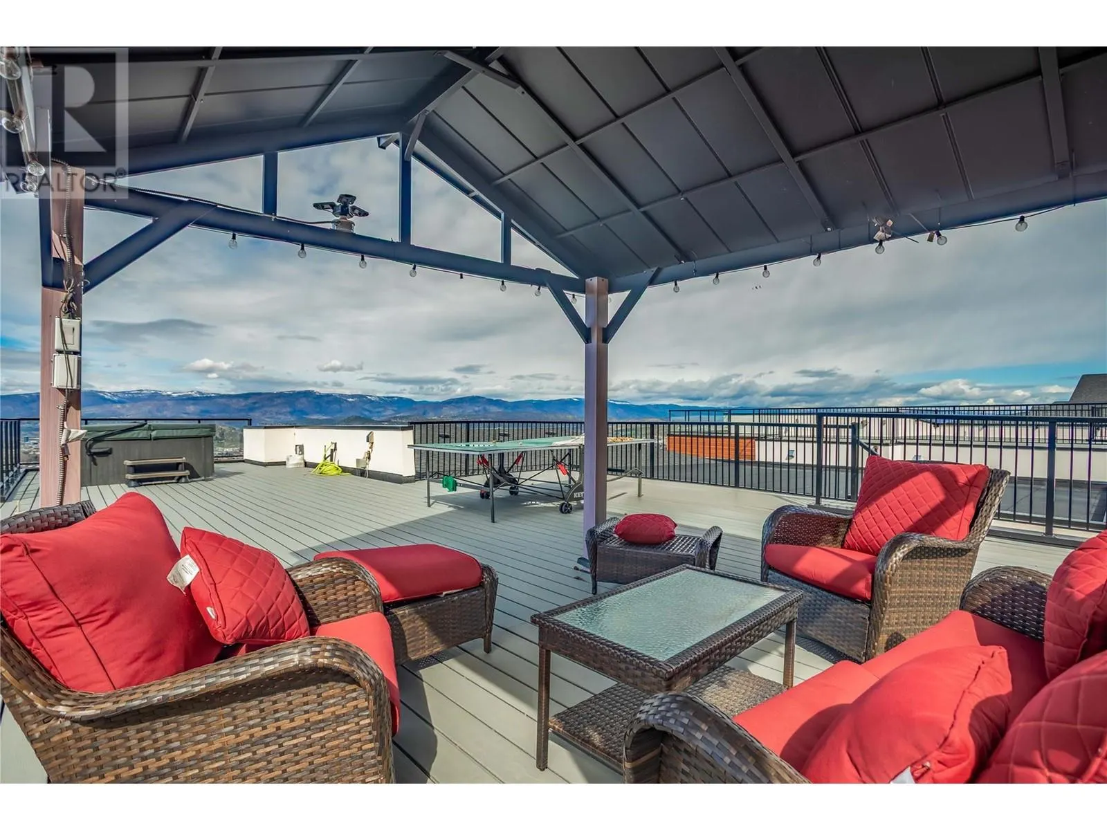 1189 Lone Pine Drive