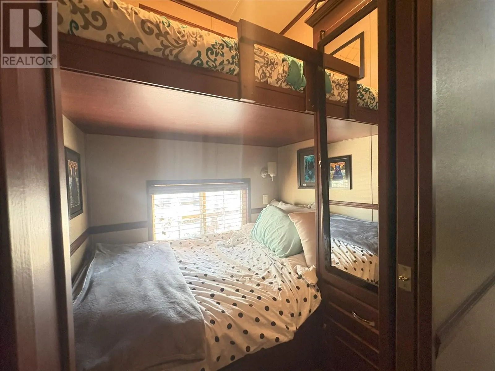 5478 93/95 Highway Unit# 19