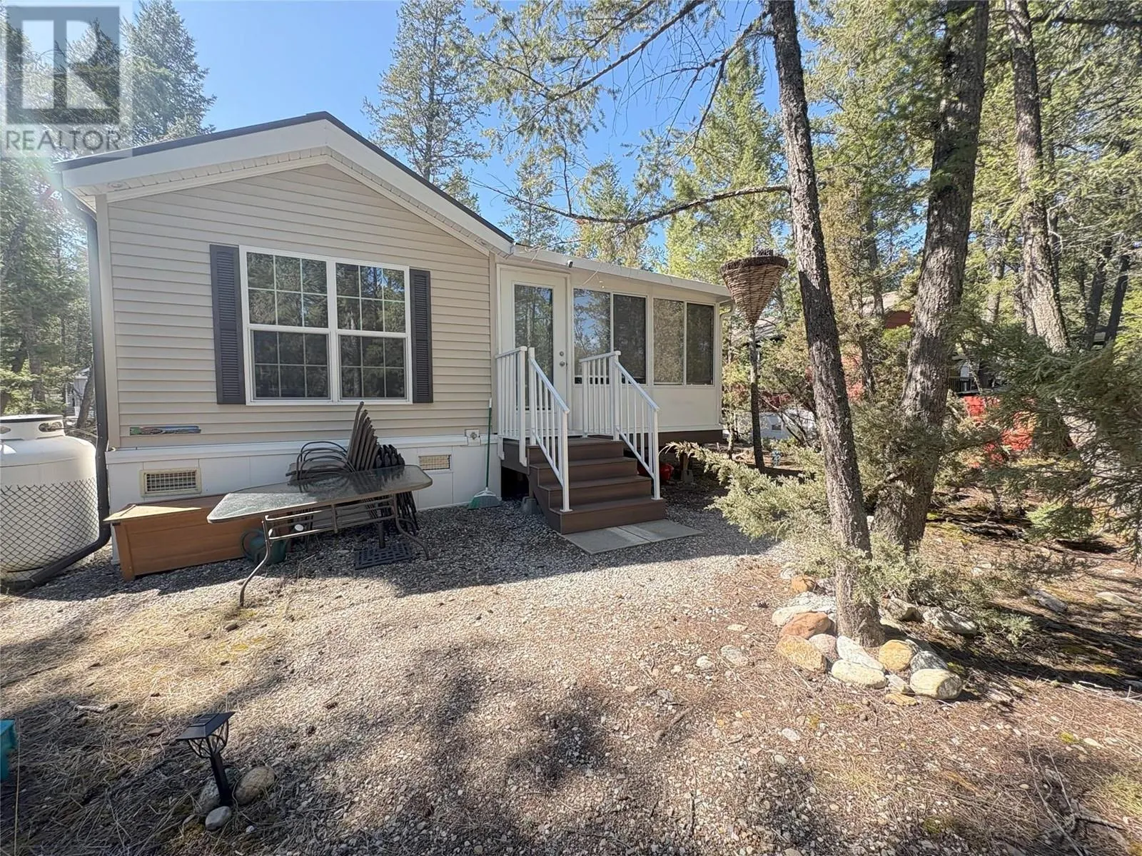 5478 93/95 Highway Unit# 19