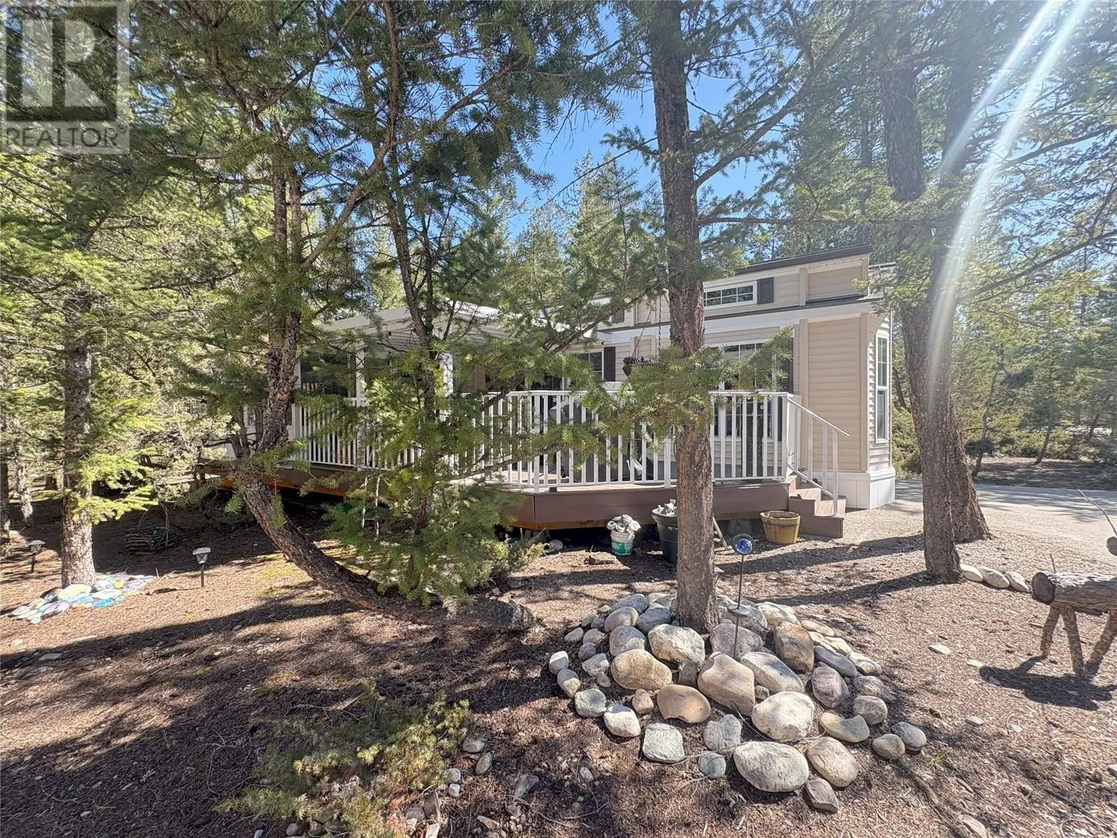 5478 93/95 Highway Unit# 19