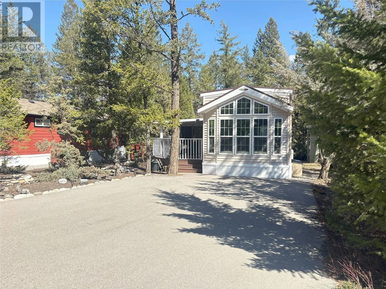 5478 93/95 Highway Unit# 19