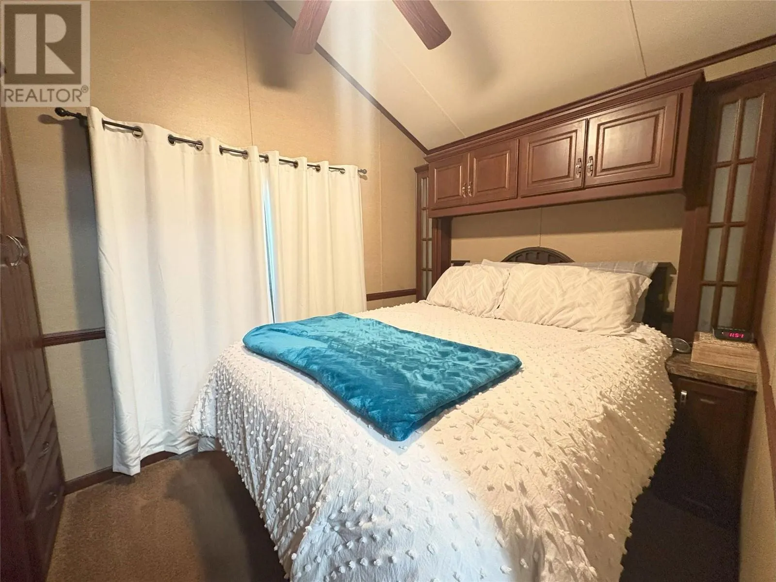 5478 93/95 Highway Unit# 19