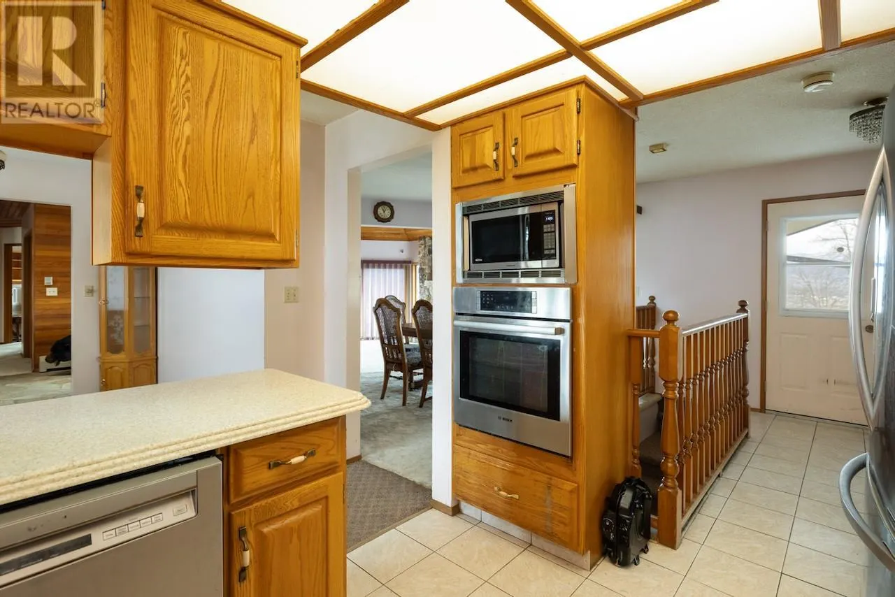 6841 Raven Road