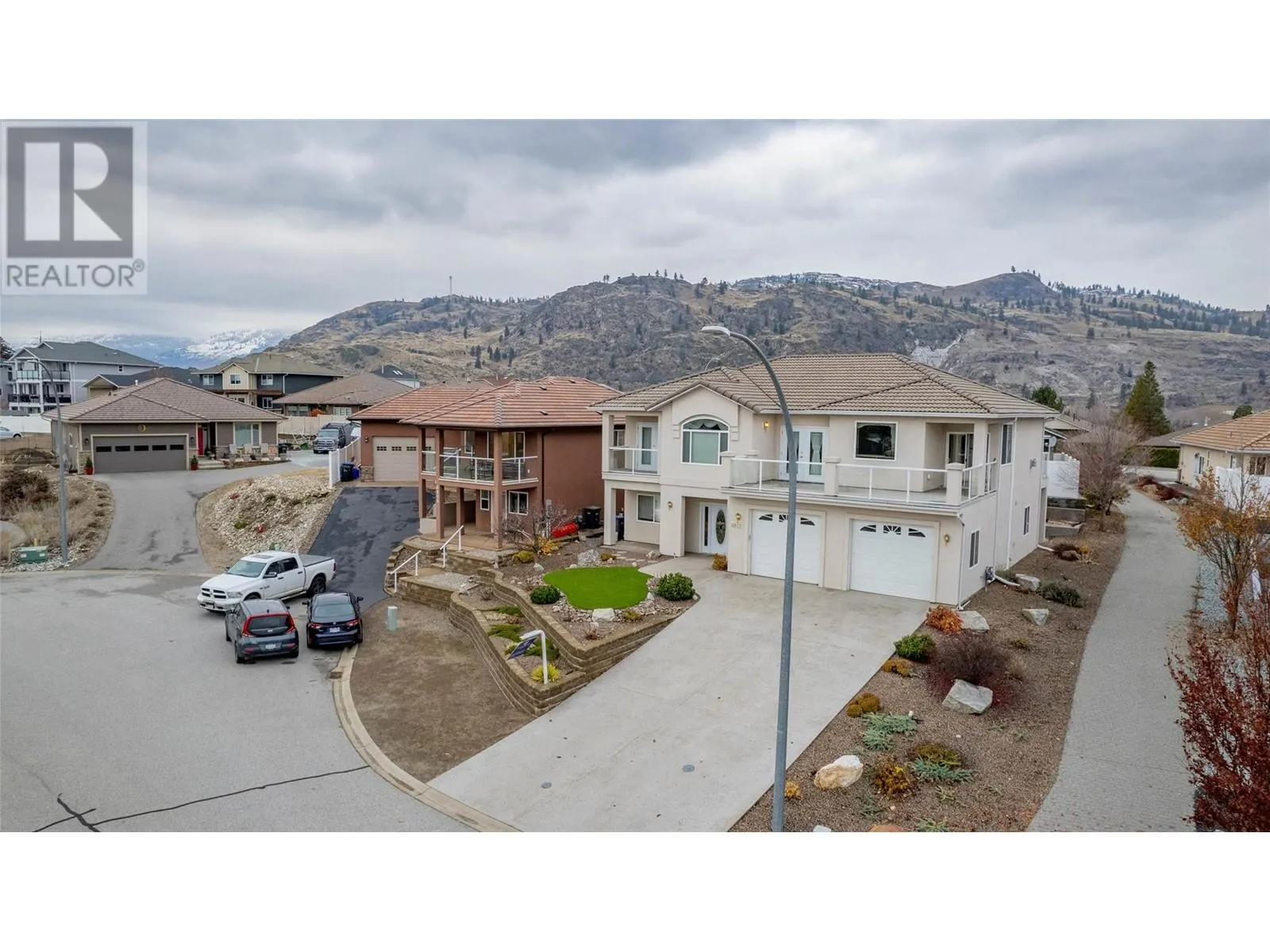 6812 Cabernet Place