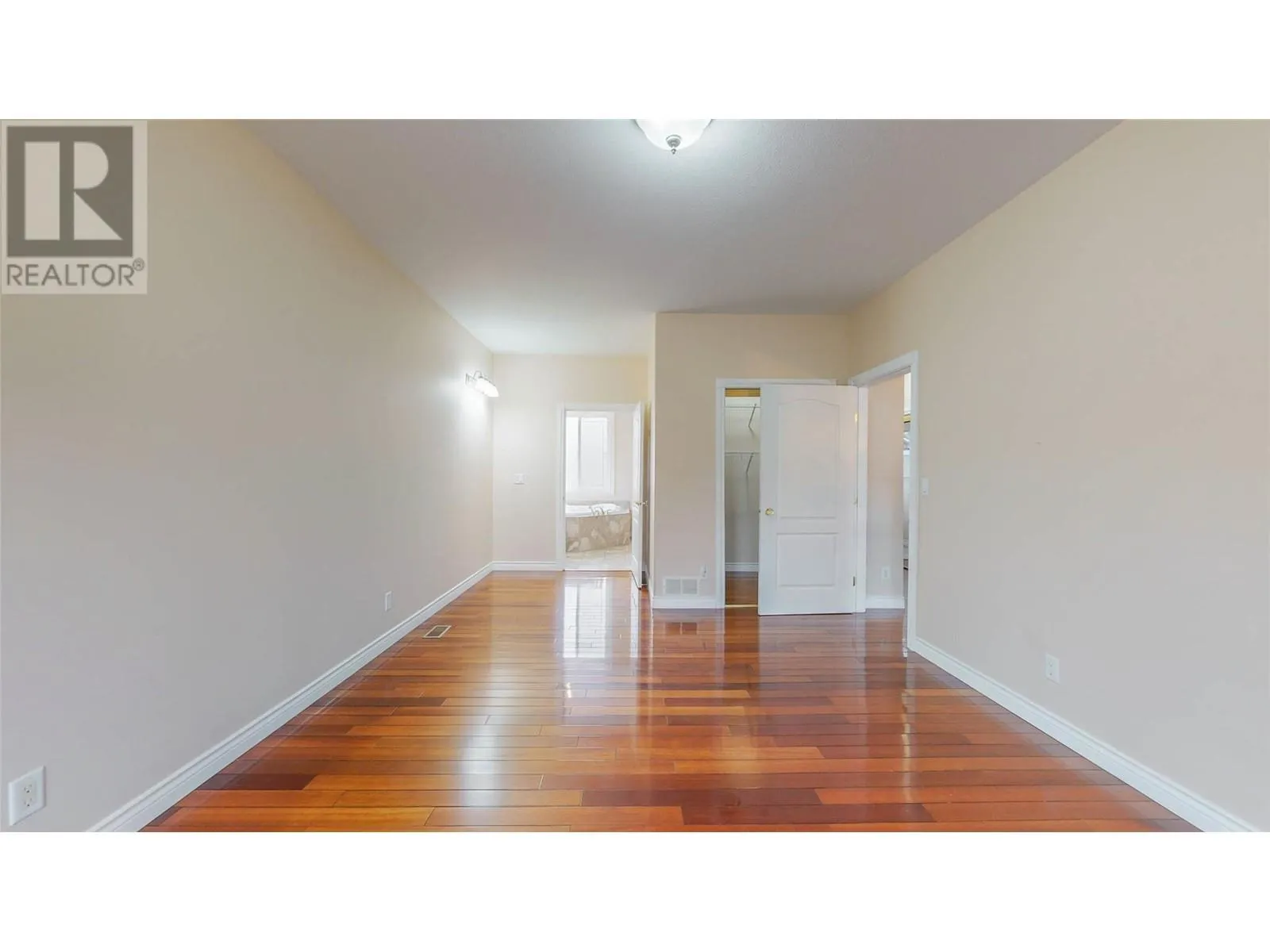 6812 Cabernet Place
