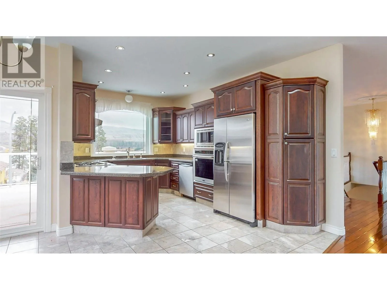 6812 Cabernet Place