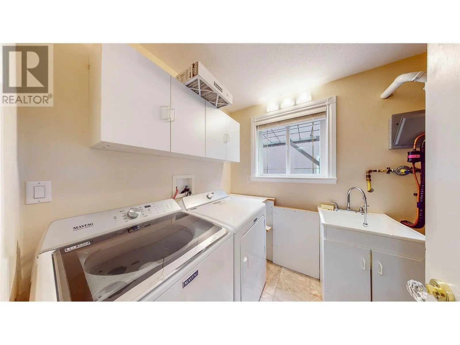 6812 Cabernet Place