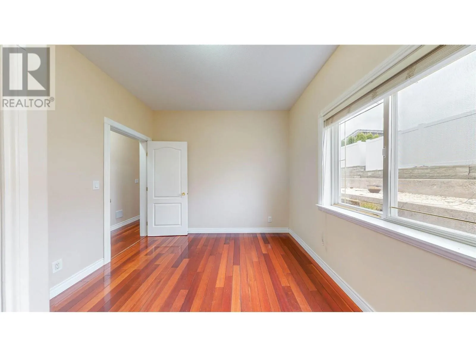 6812 Cabernet Place