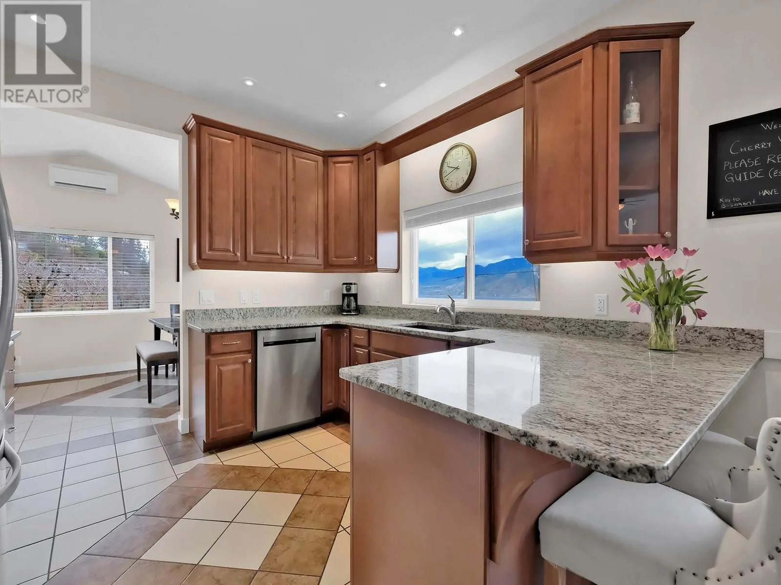 2070 NARAMATA Road