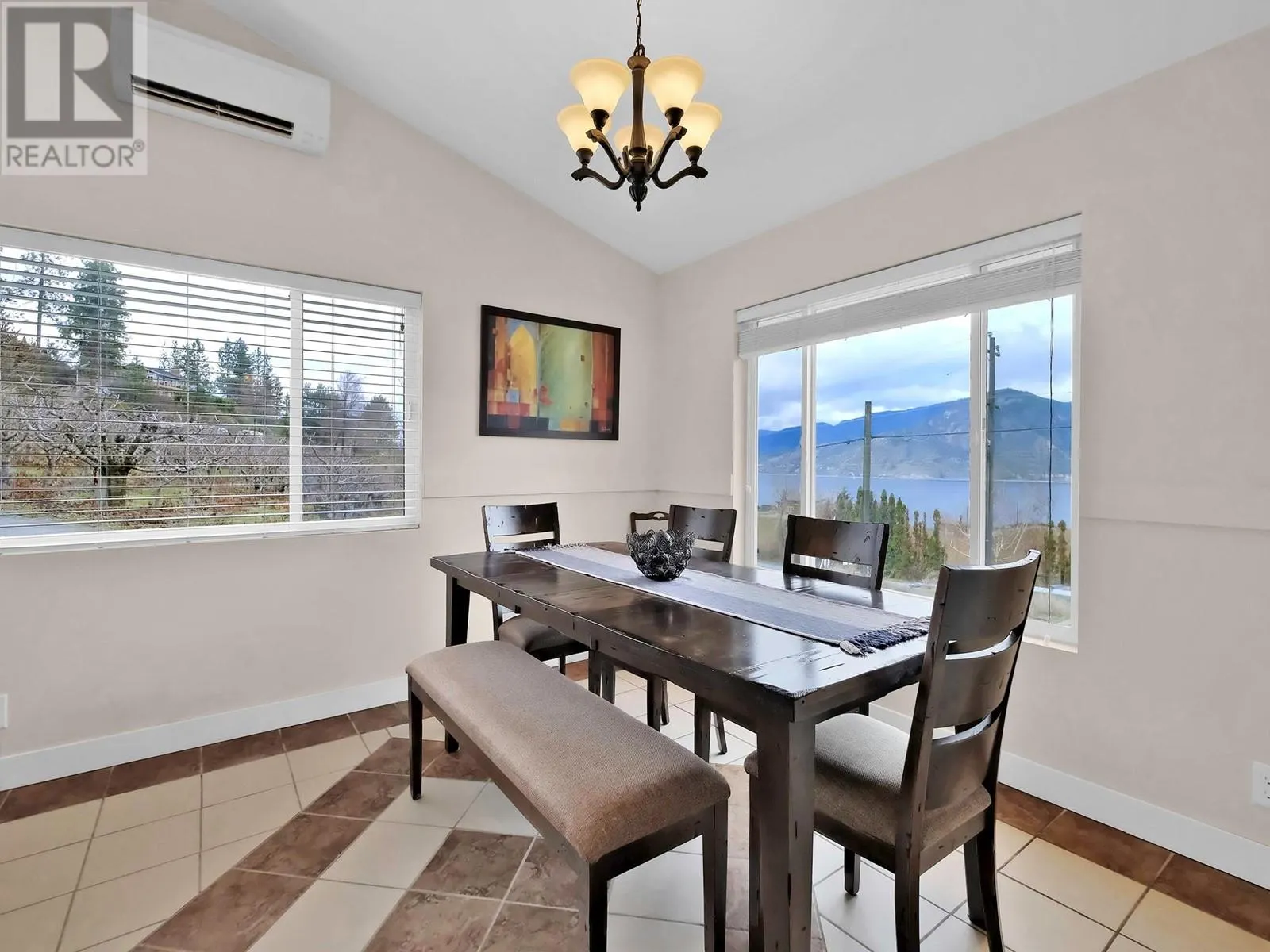 2070 NARAMATA Road