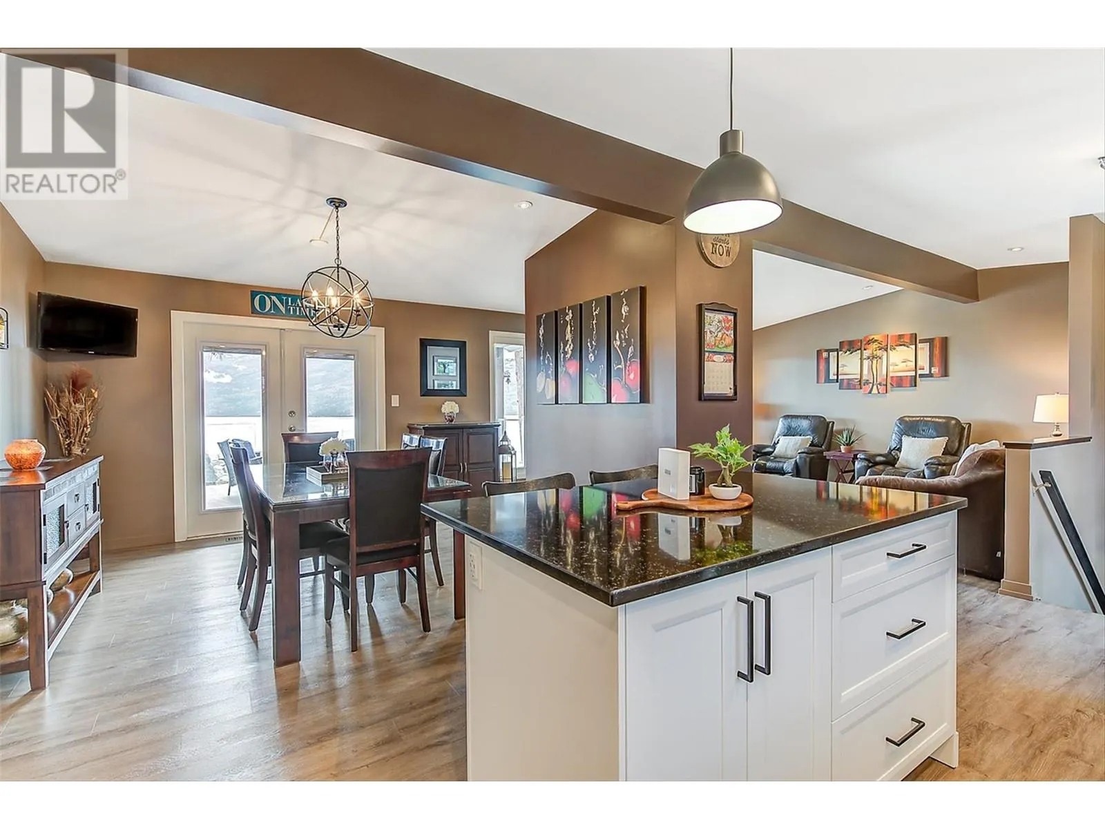 4147 Ponderosa Drive