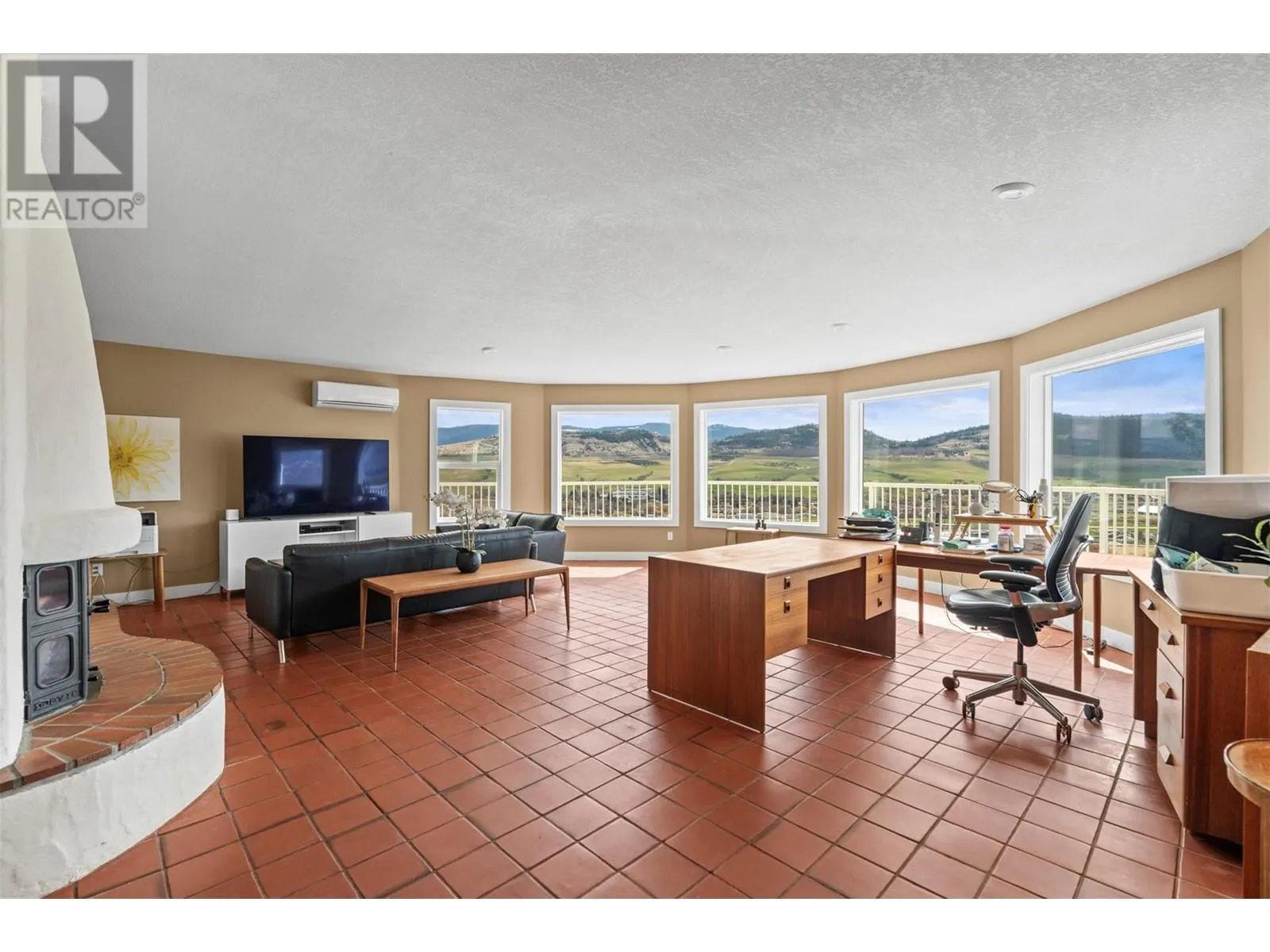 6396 Bella Vista Road