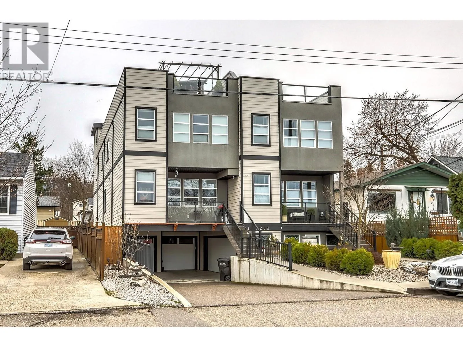 3203 25 Street Unit# B