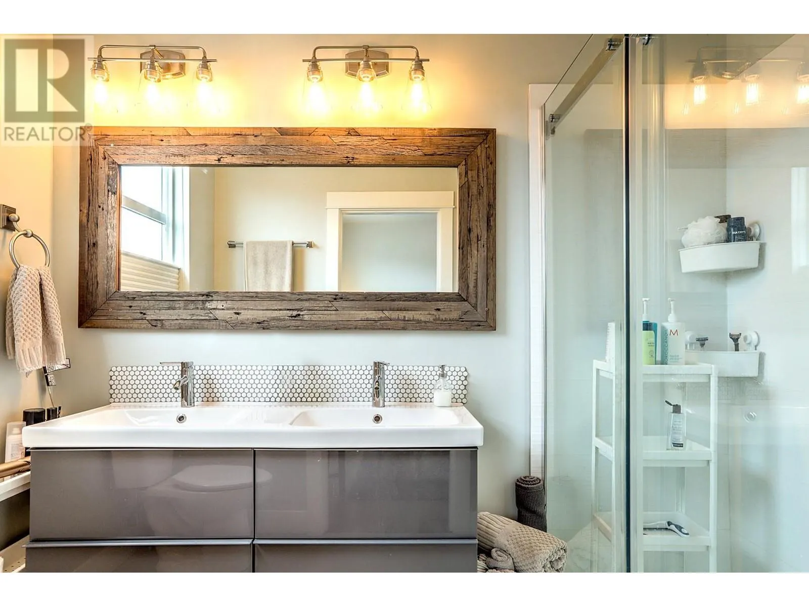 3203 25 Street Unit# B