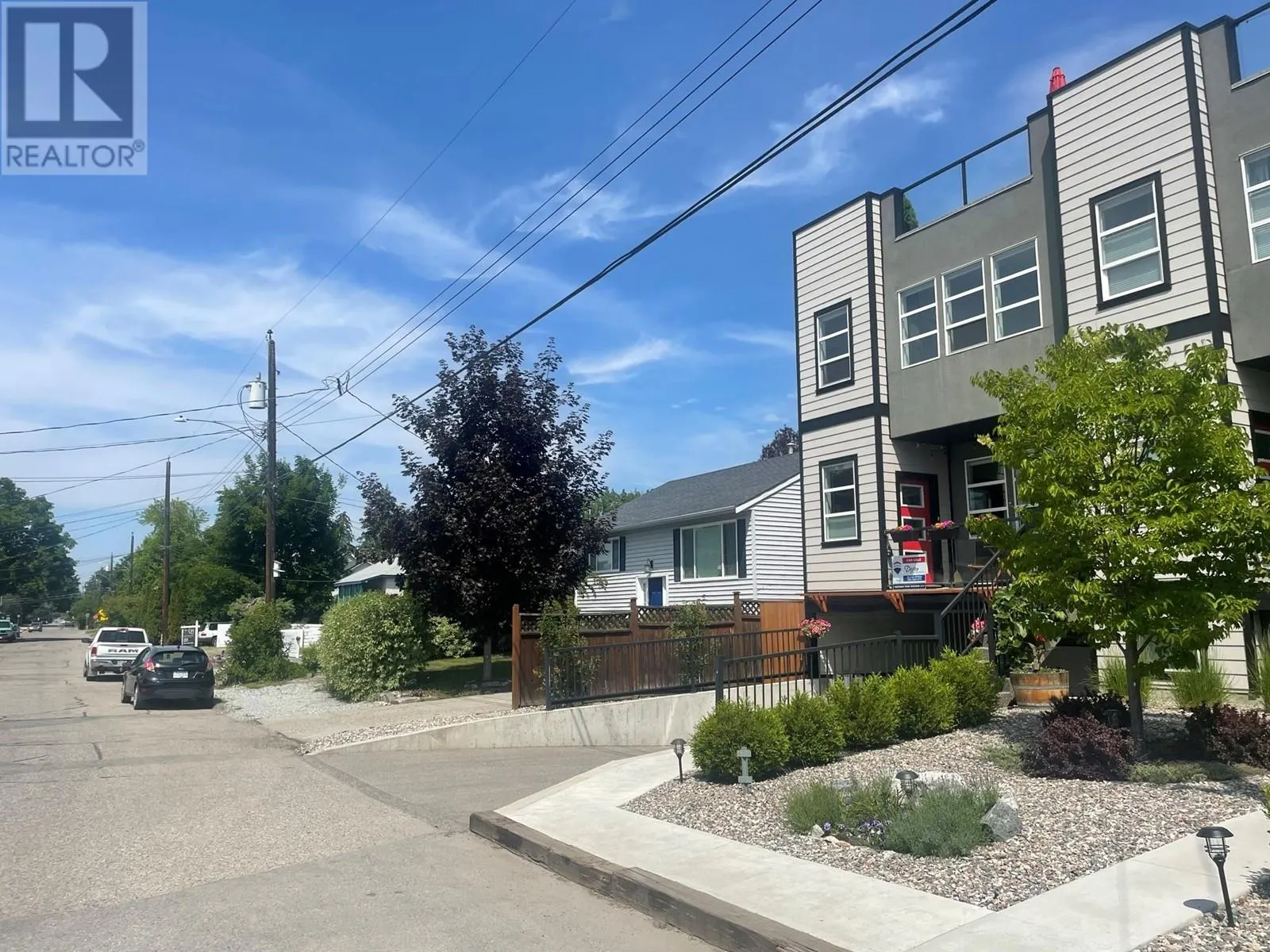 3203 25 Street Unit# B