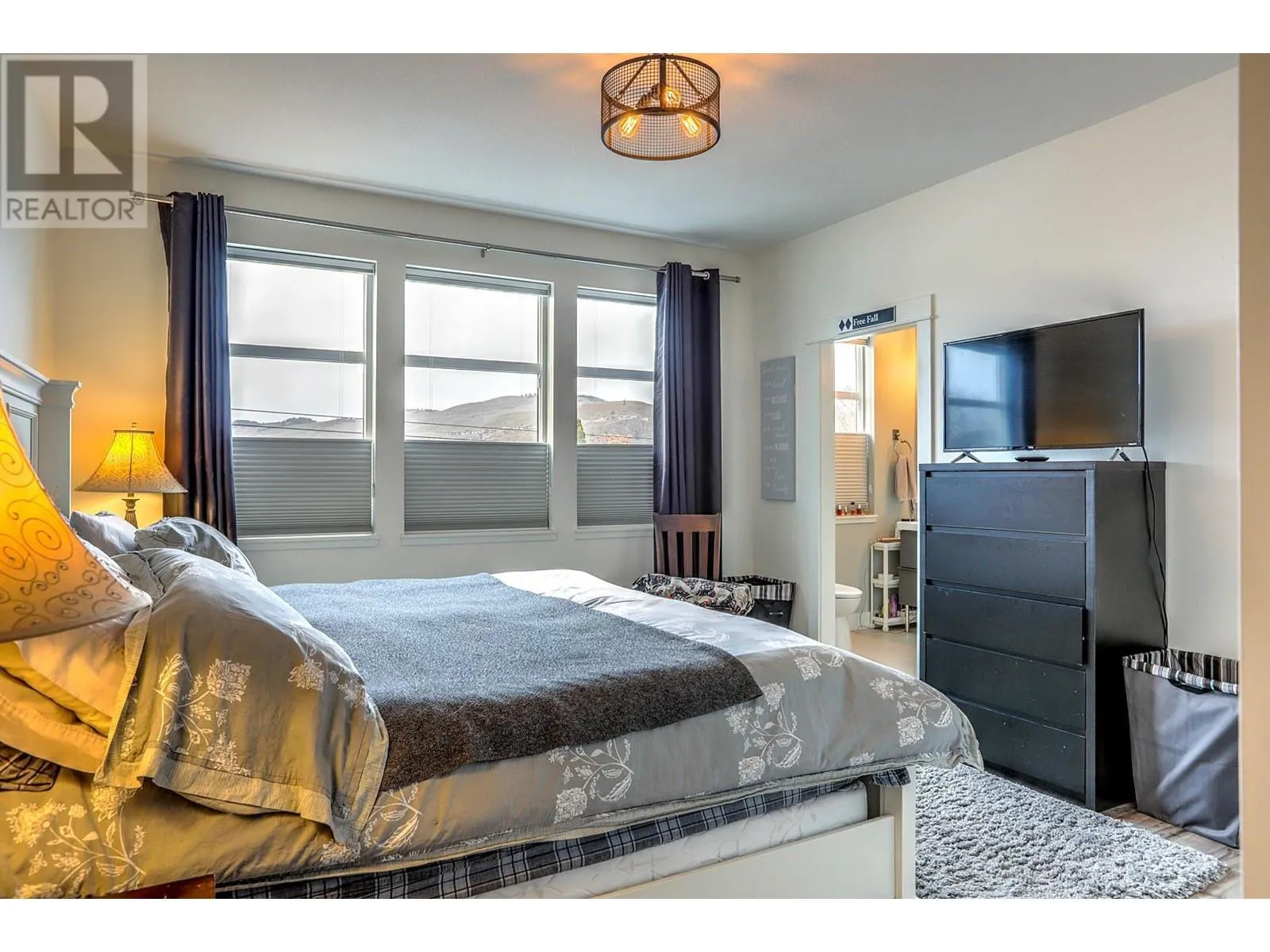 3203 25 Street Unit# B