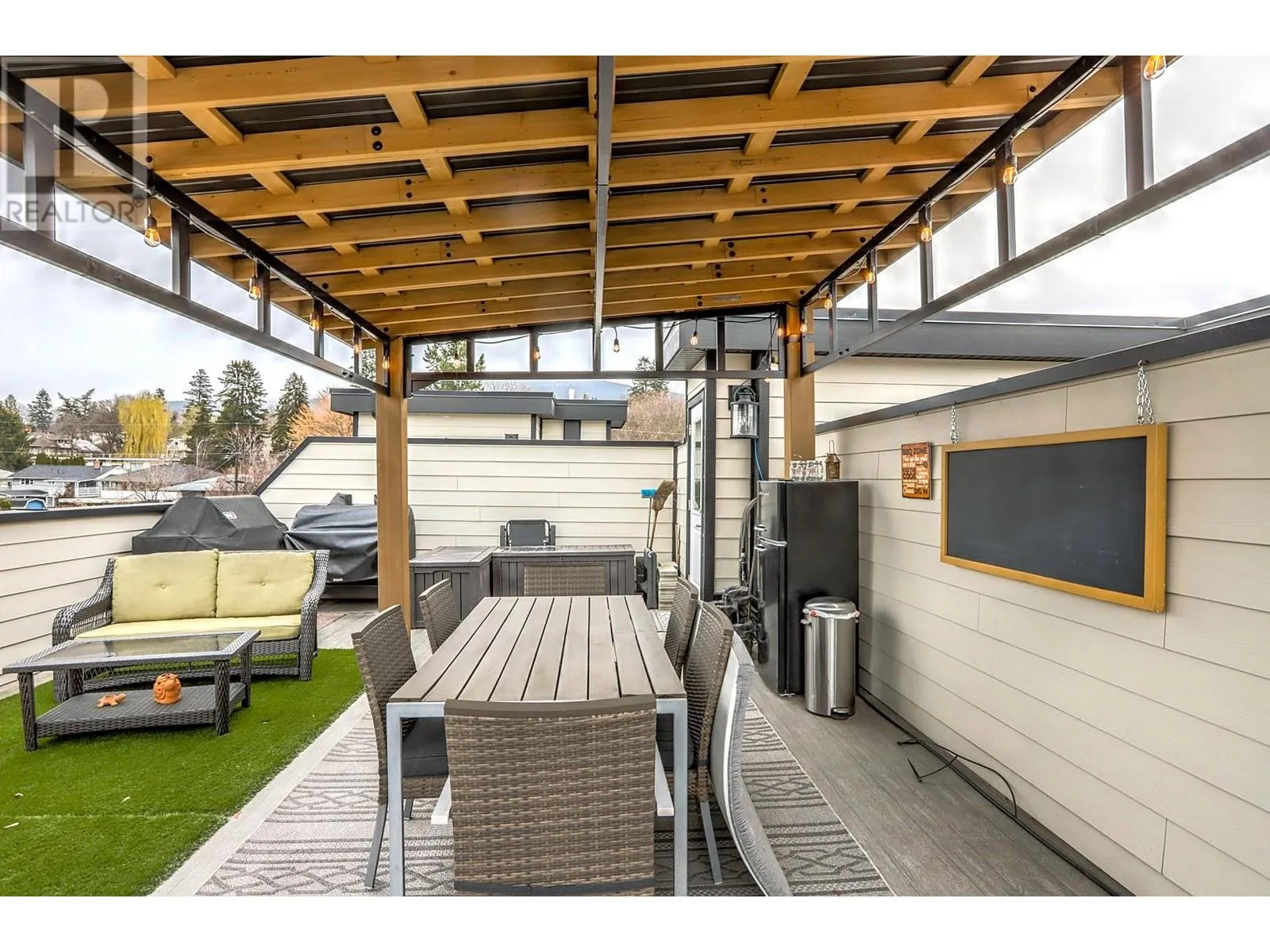 3203 25 Street Unit# B