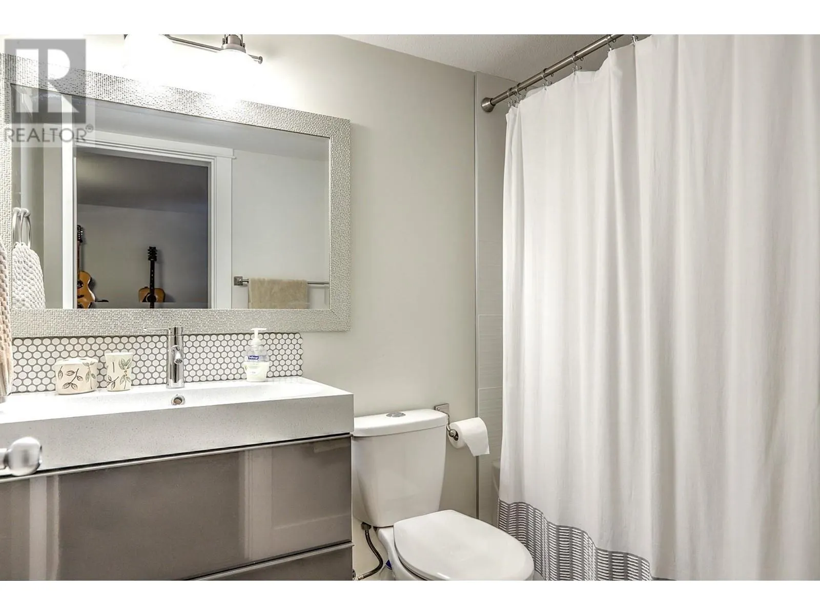 3203 25 Street Unit# B