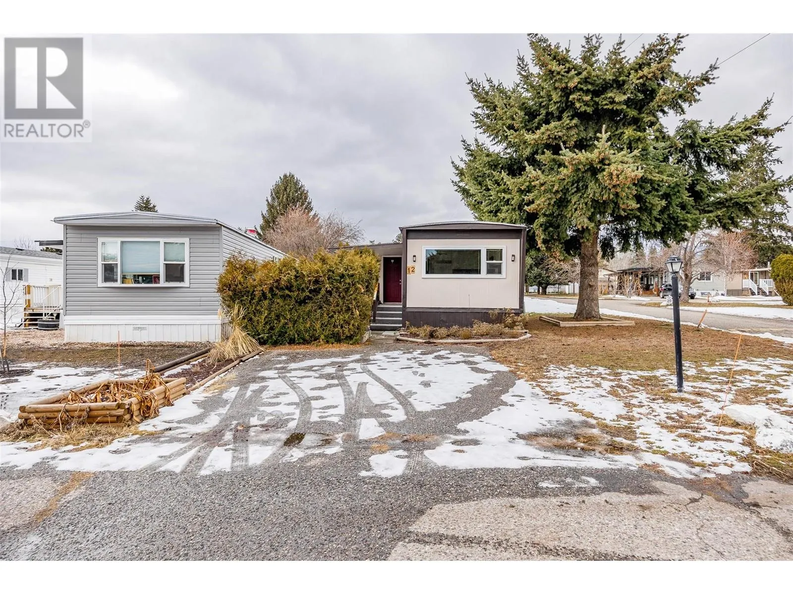 1881 Boucherie Road Unit# 12