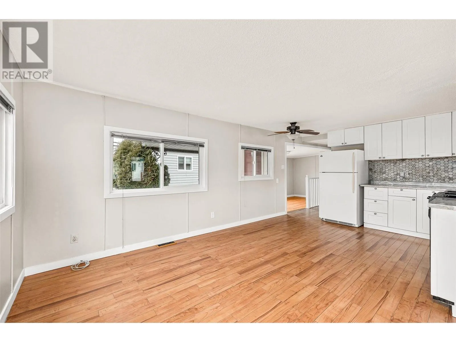 1881 Boucherie Road Unit# 12