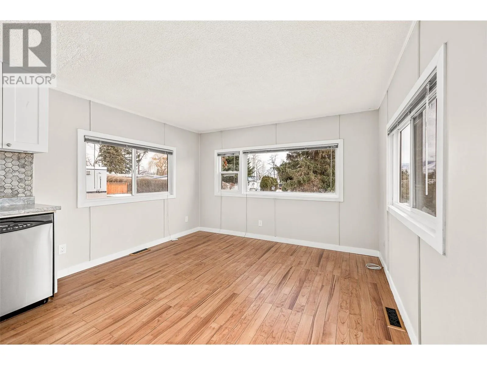 1881 Boucherie Road Unit# 12
