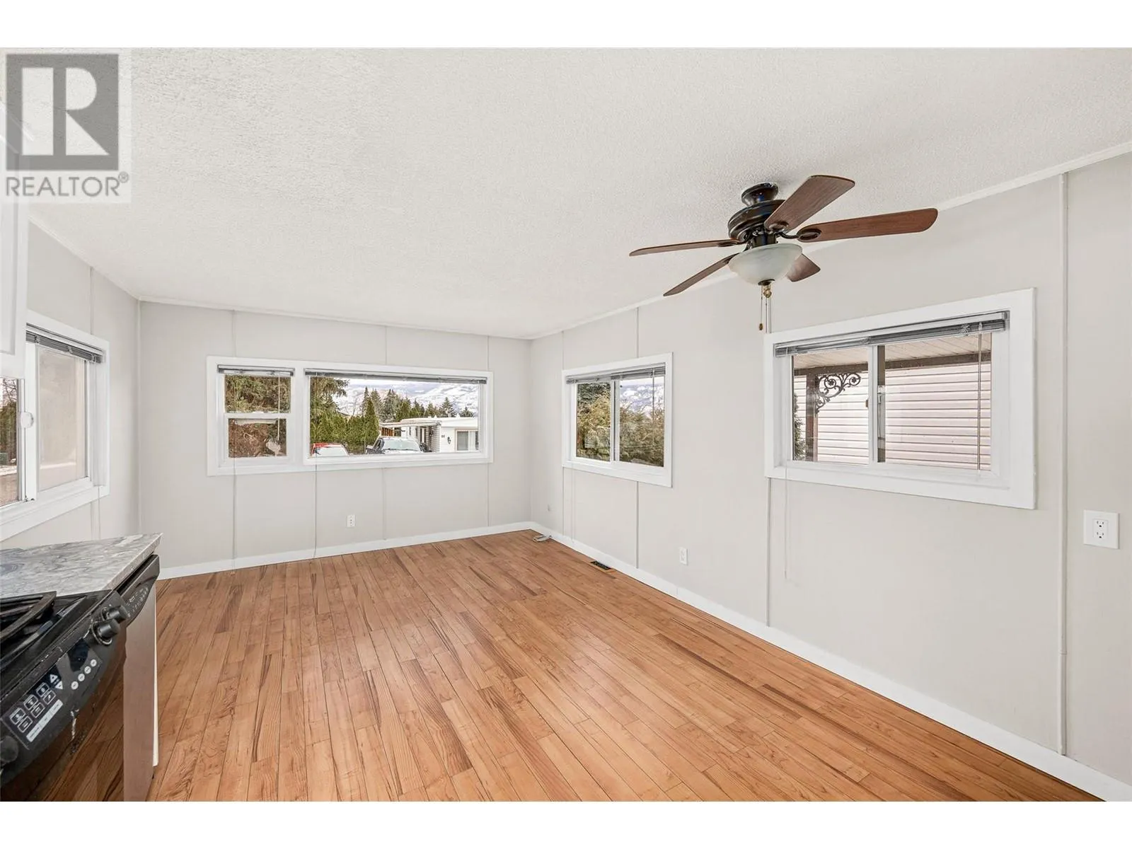 1881 Boucherie Road Unit# 12