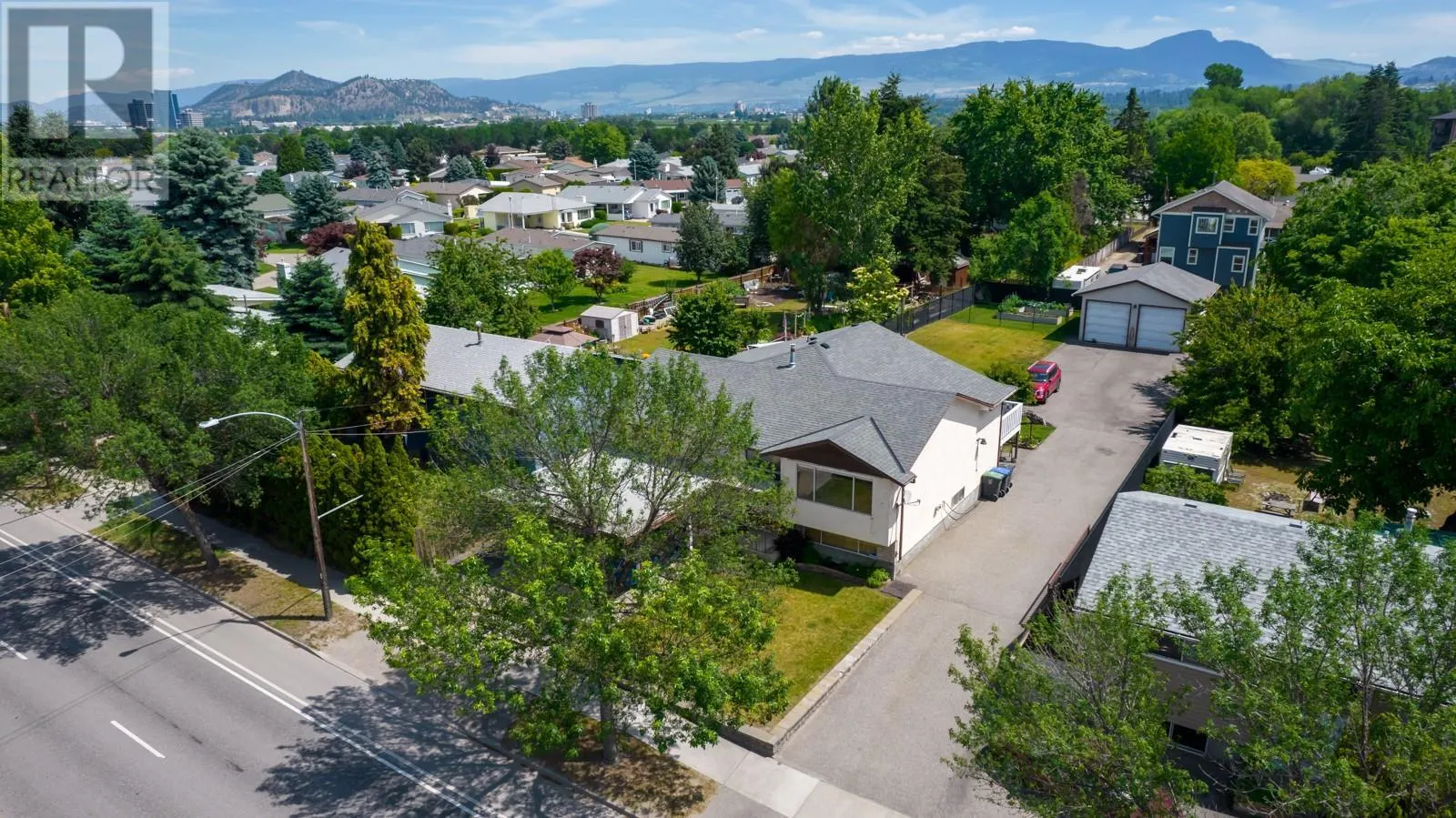 3029 Gordon Drive