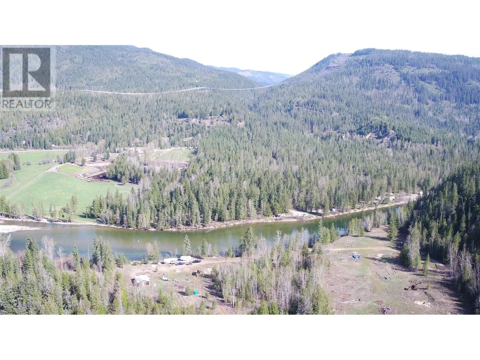 2524 Enderby Mabel Lake Road