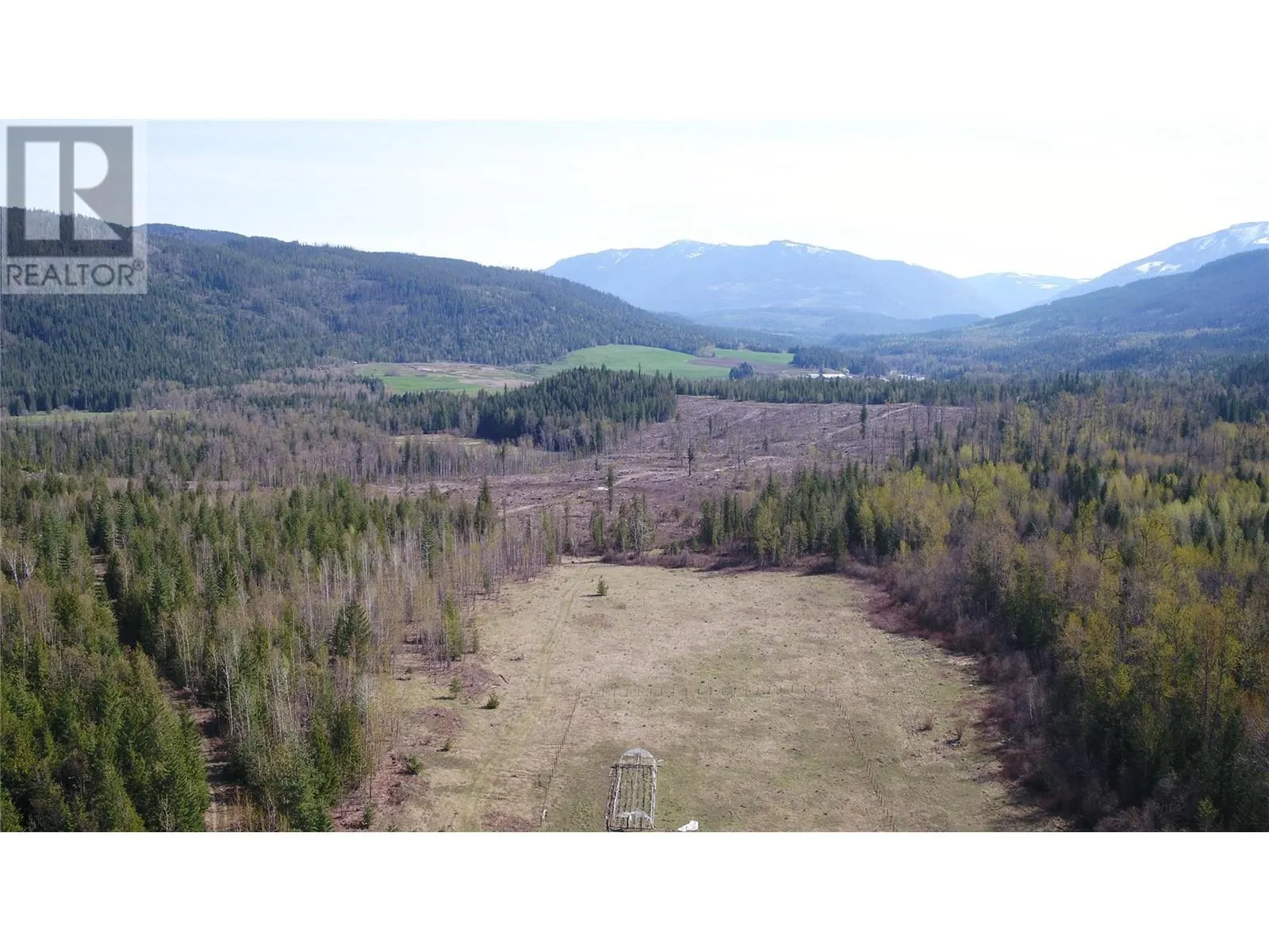 2524 Enderby Mabel Lake Road