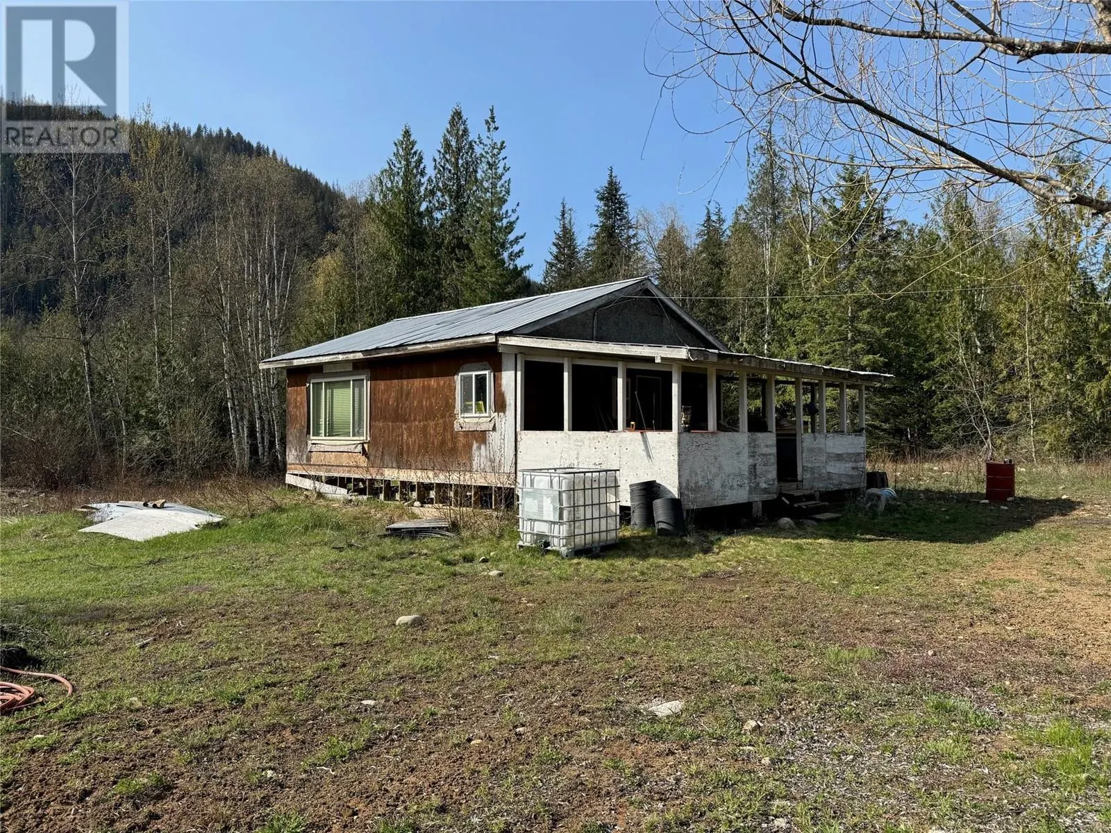 2524 Enderby Mabel Lake Road