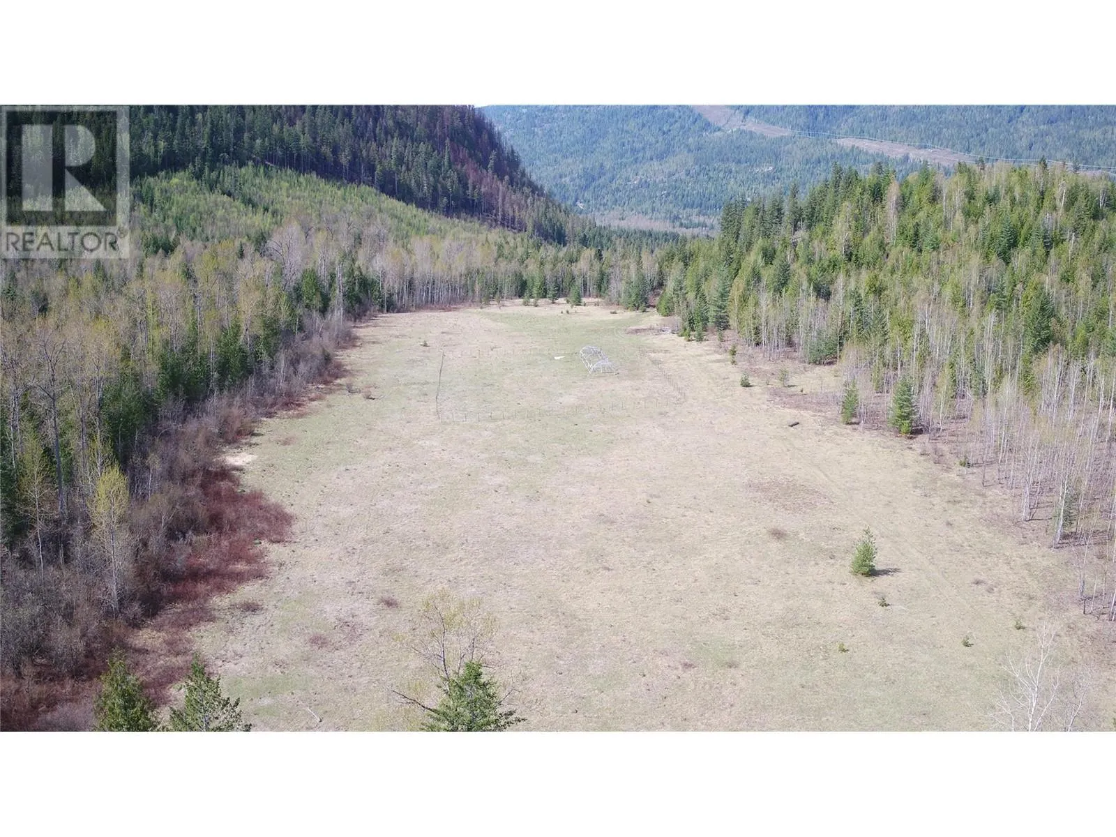 2524 Enderby Mabel Lake Road