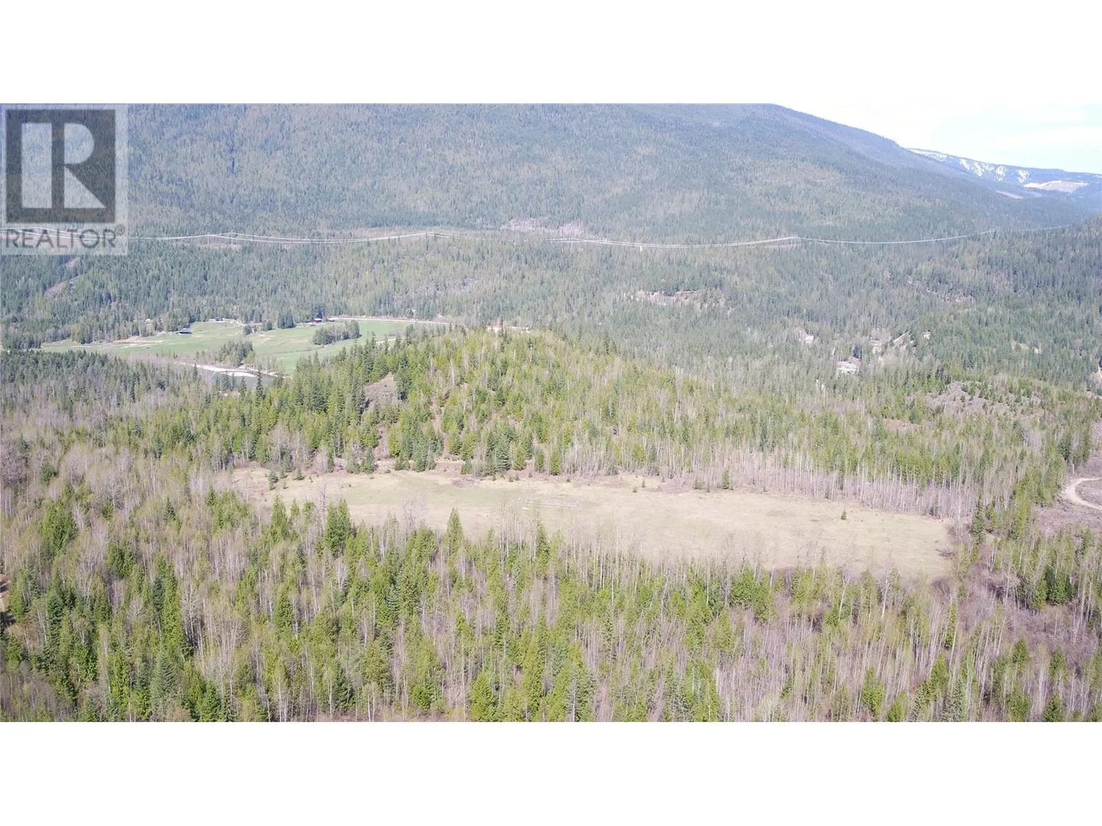 2524 Enderby Mabel Lake Road