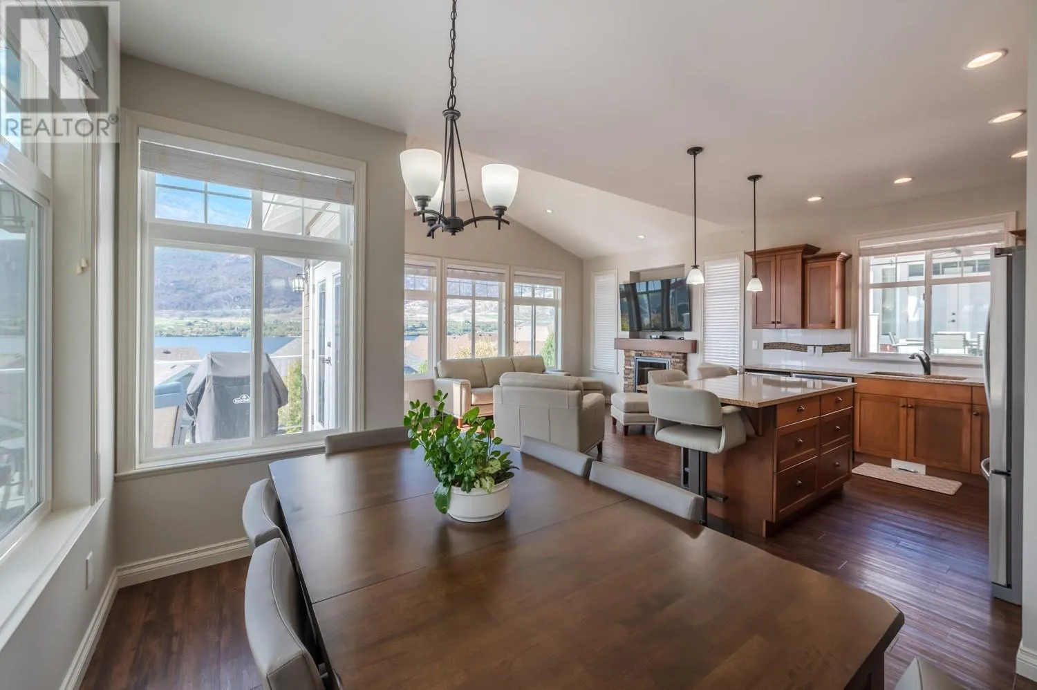 2450 Radio Tower Road Unit# 206