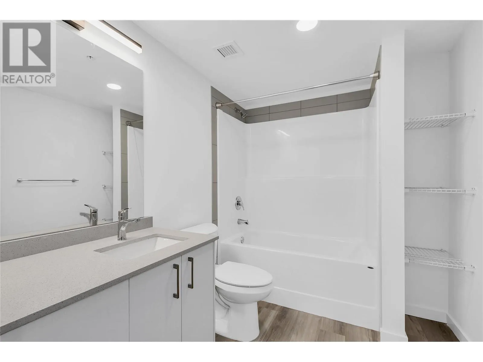 1111 Frost Road Unit# 115