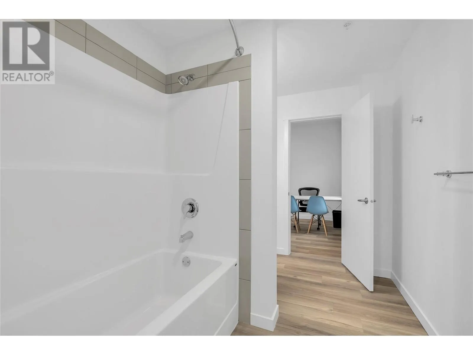 1111 Frost Road Unit# 115