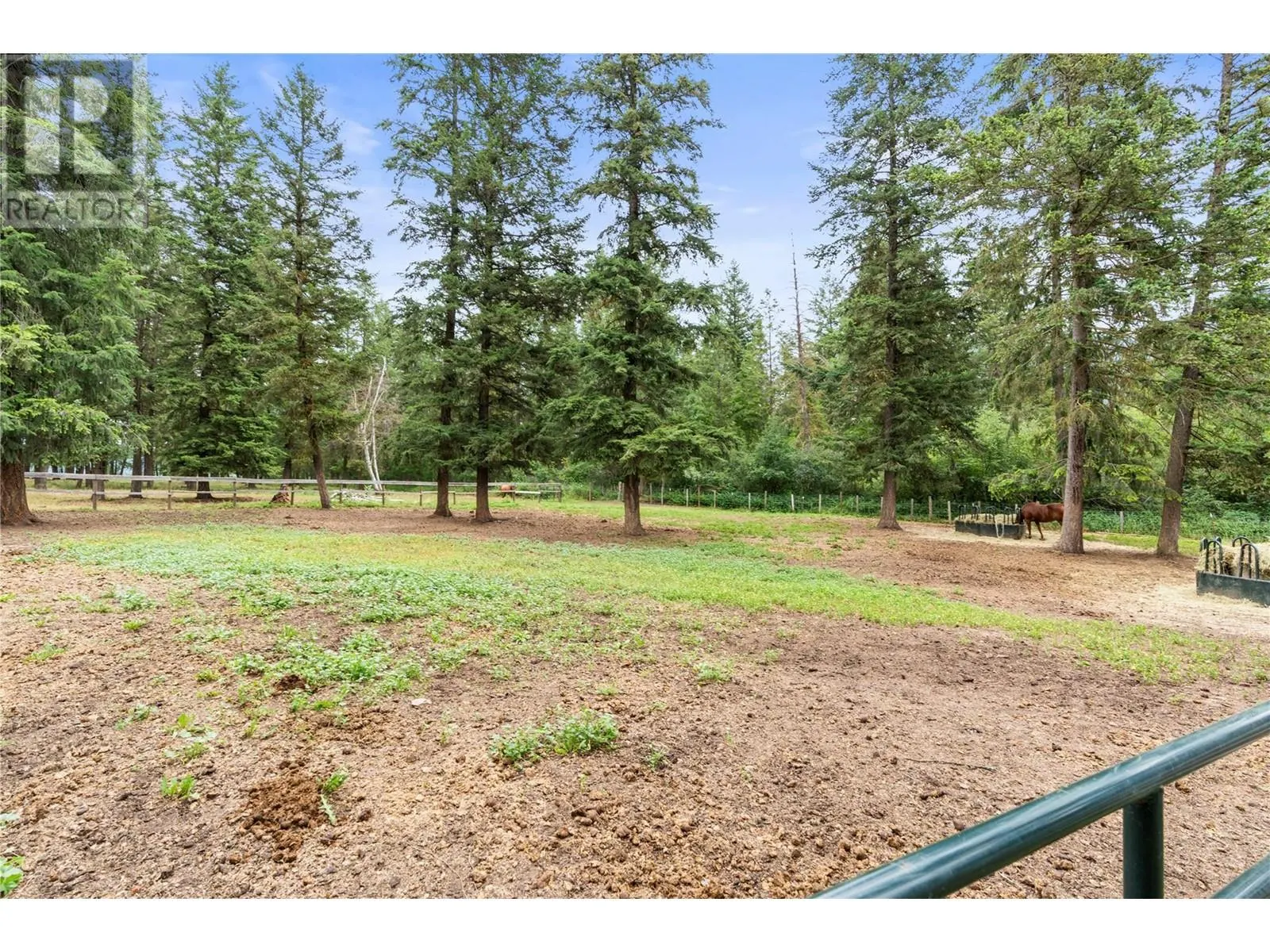 272 Lumby-Mabel Lake Road