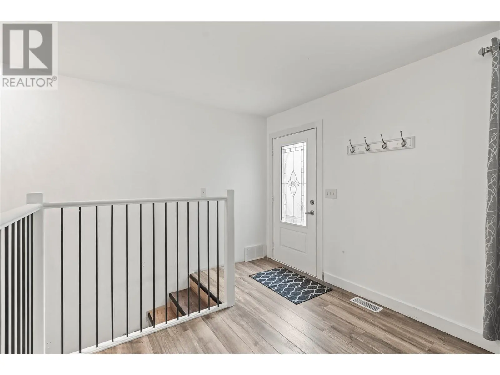 272 Lumby-Mabel Lake Road