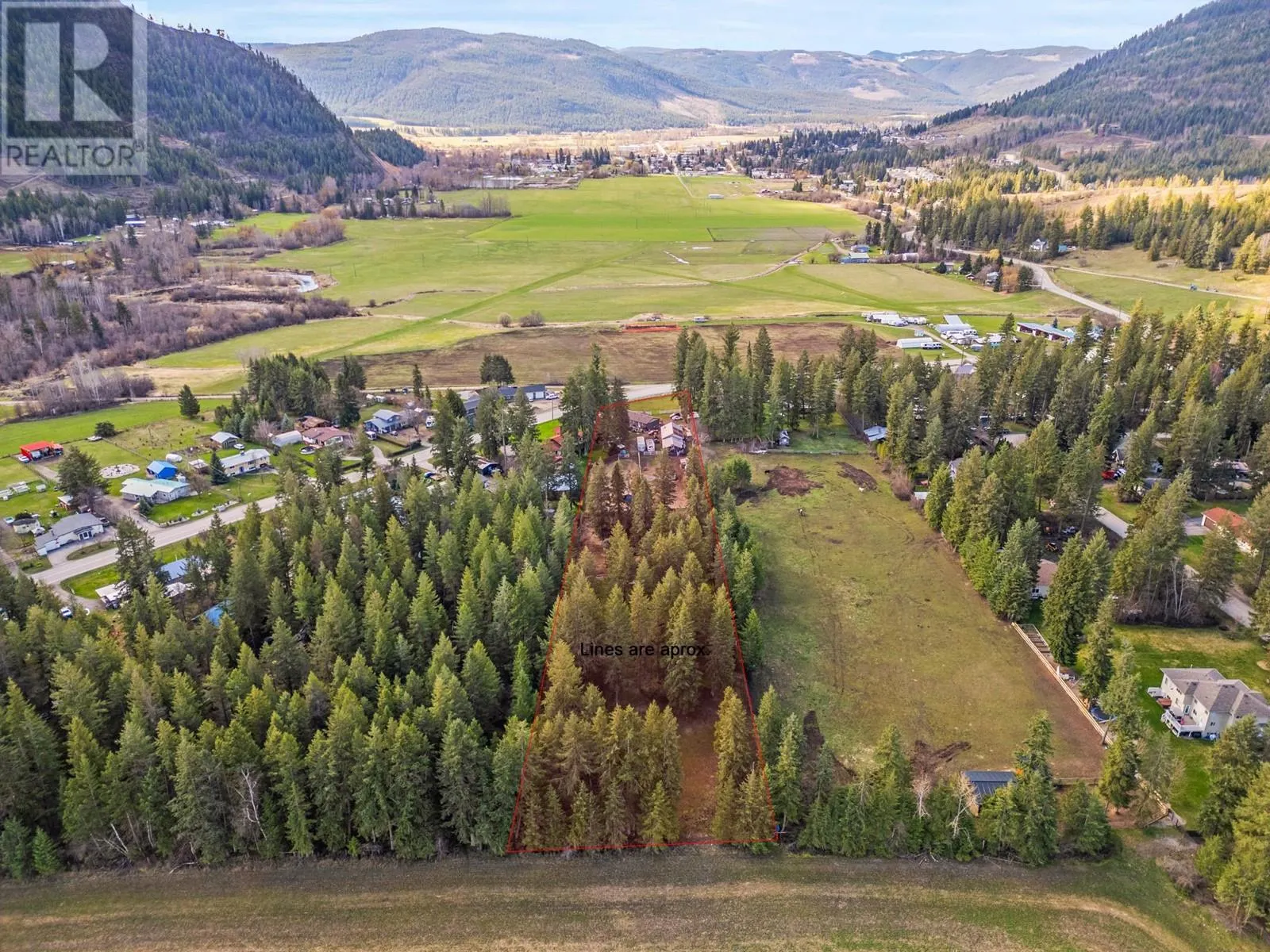 272 Lumby-Mabel Lake Road