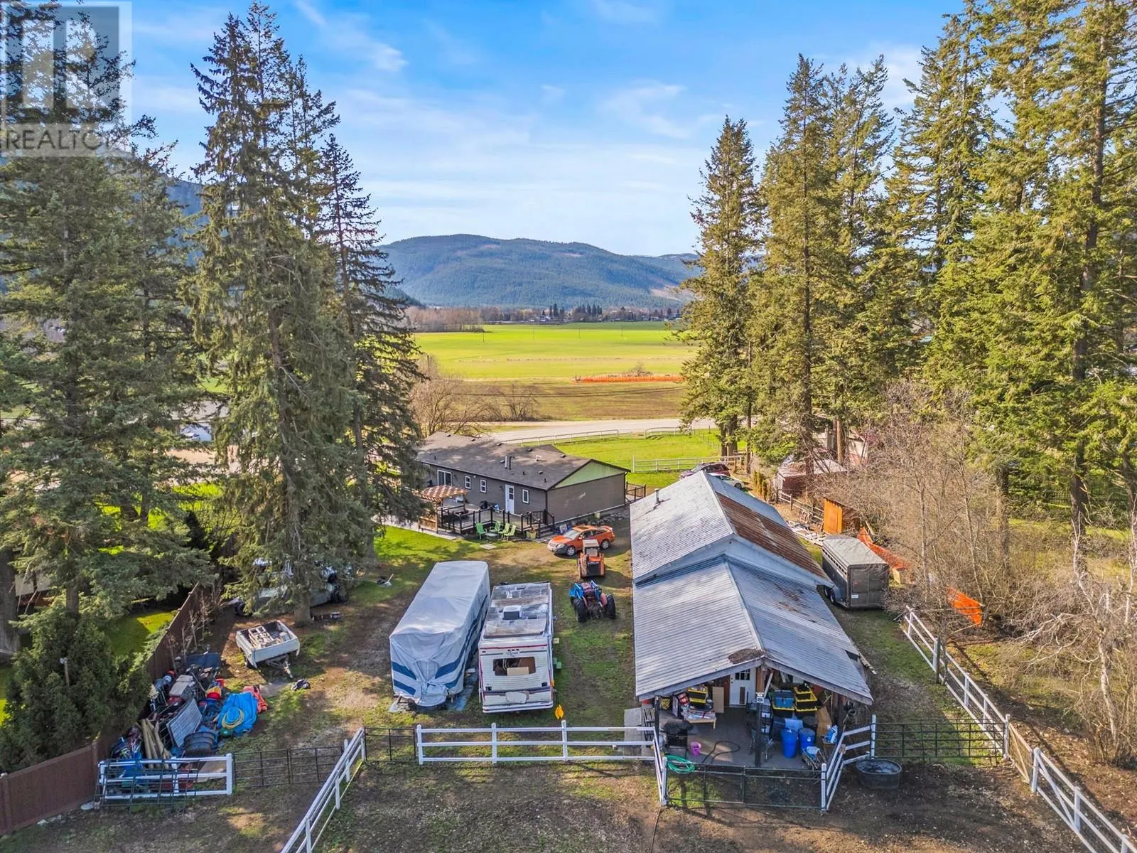 272 Lumby-Mabel Lake Road