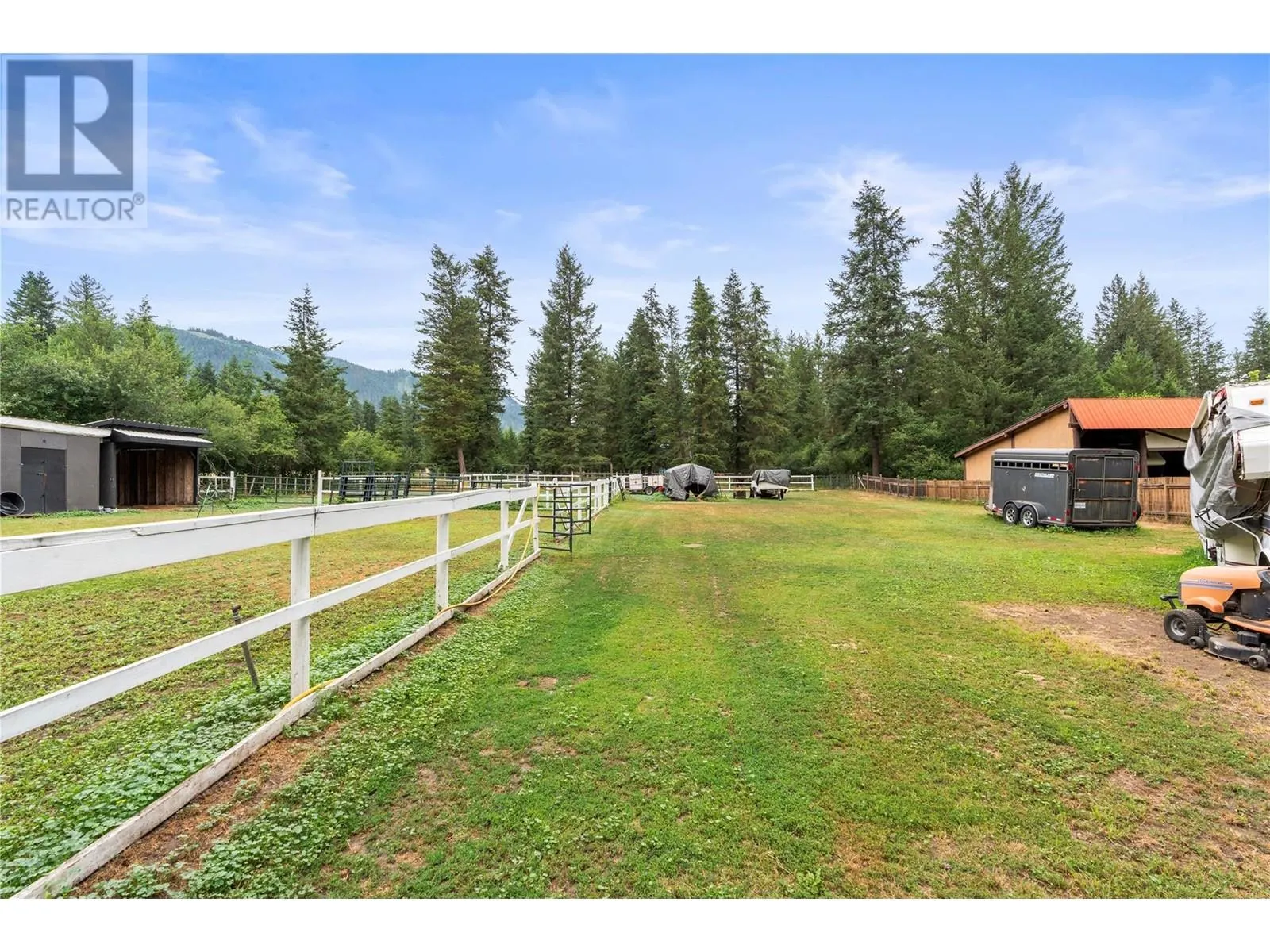 272 Lumby-Mabel Lake Road