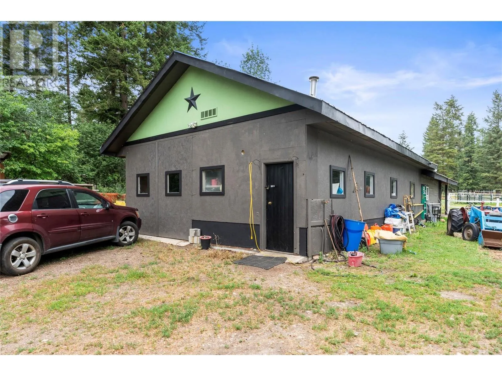 272 Lumby-Mabel Lake Road