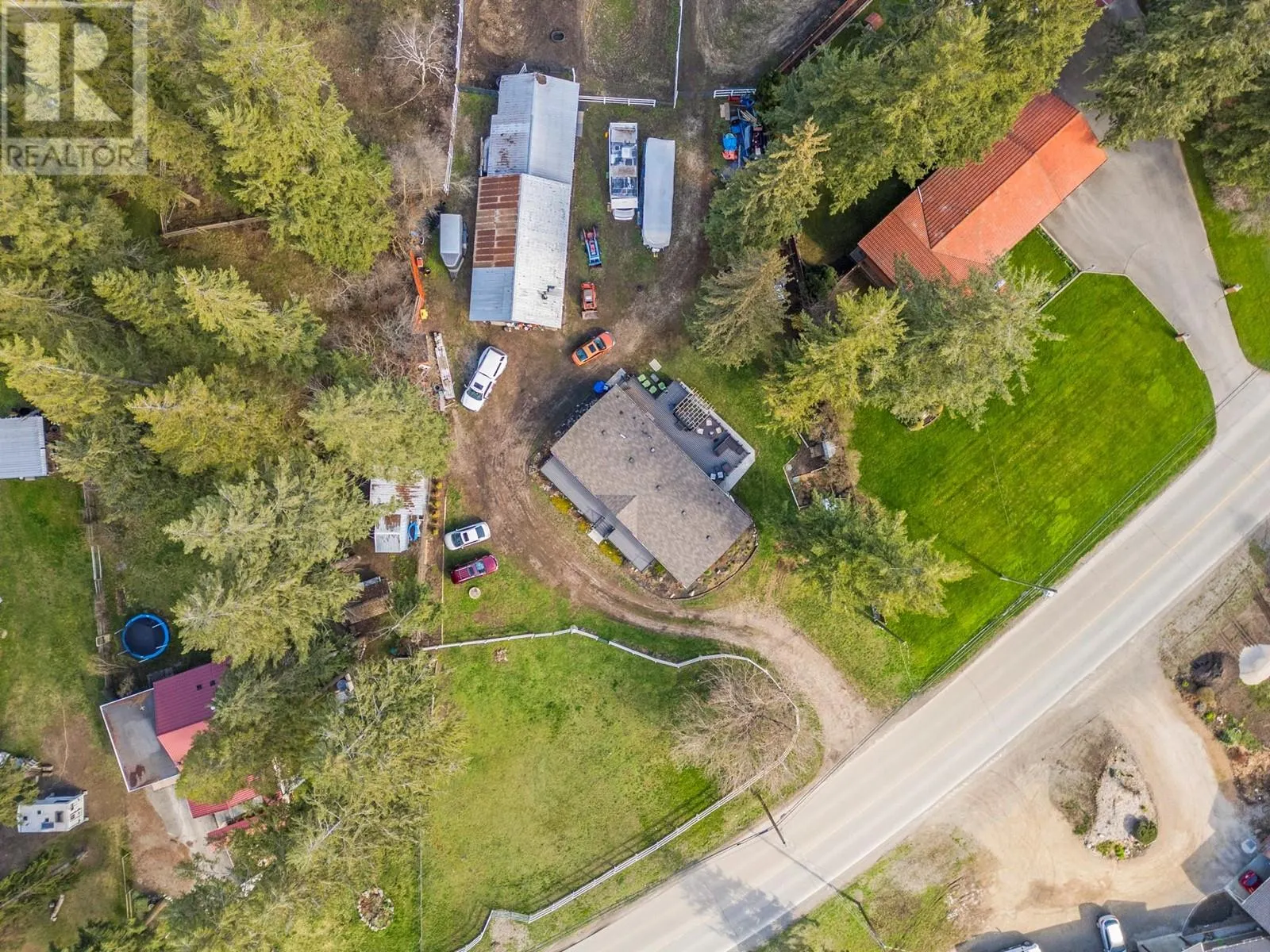 272 Lumby-Mabel Lake Road