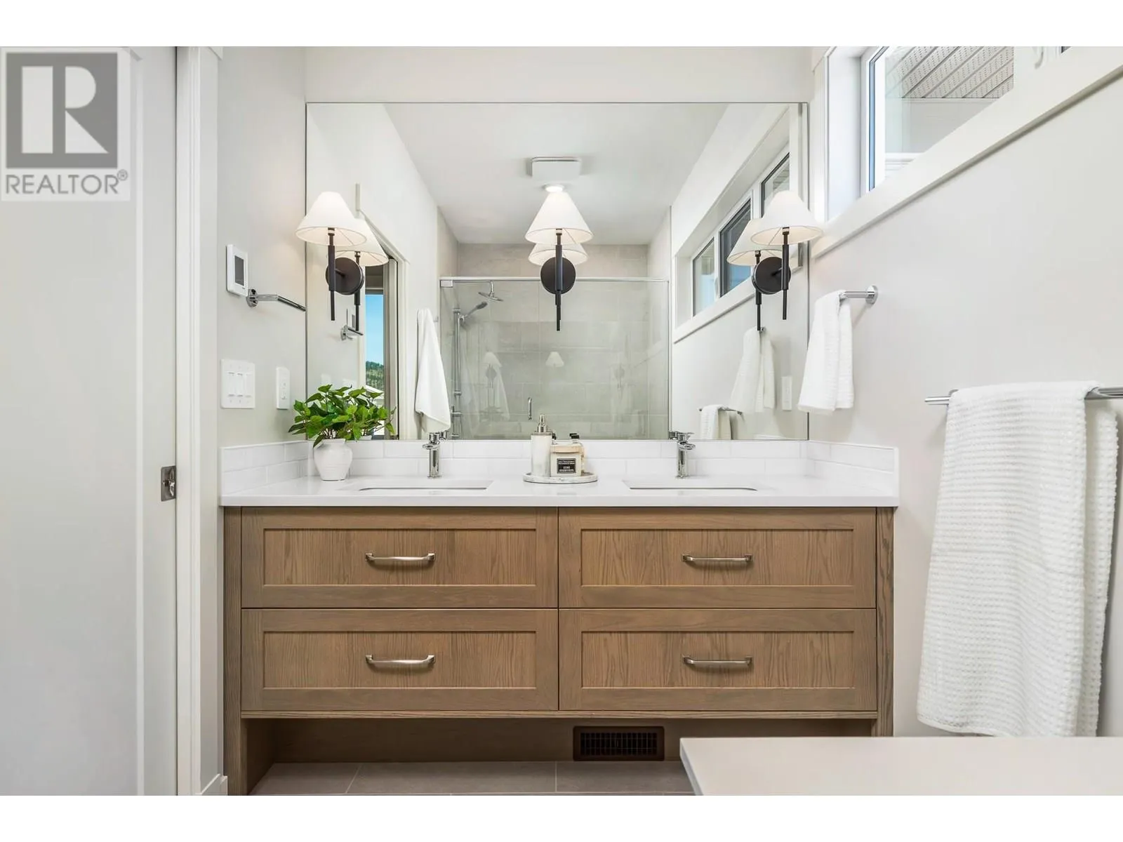 7760 Okanagan Landing Road Unit# 98 Lot# 1