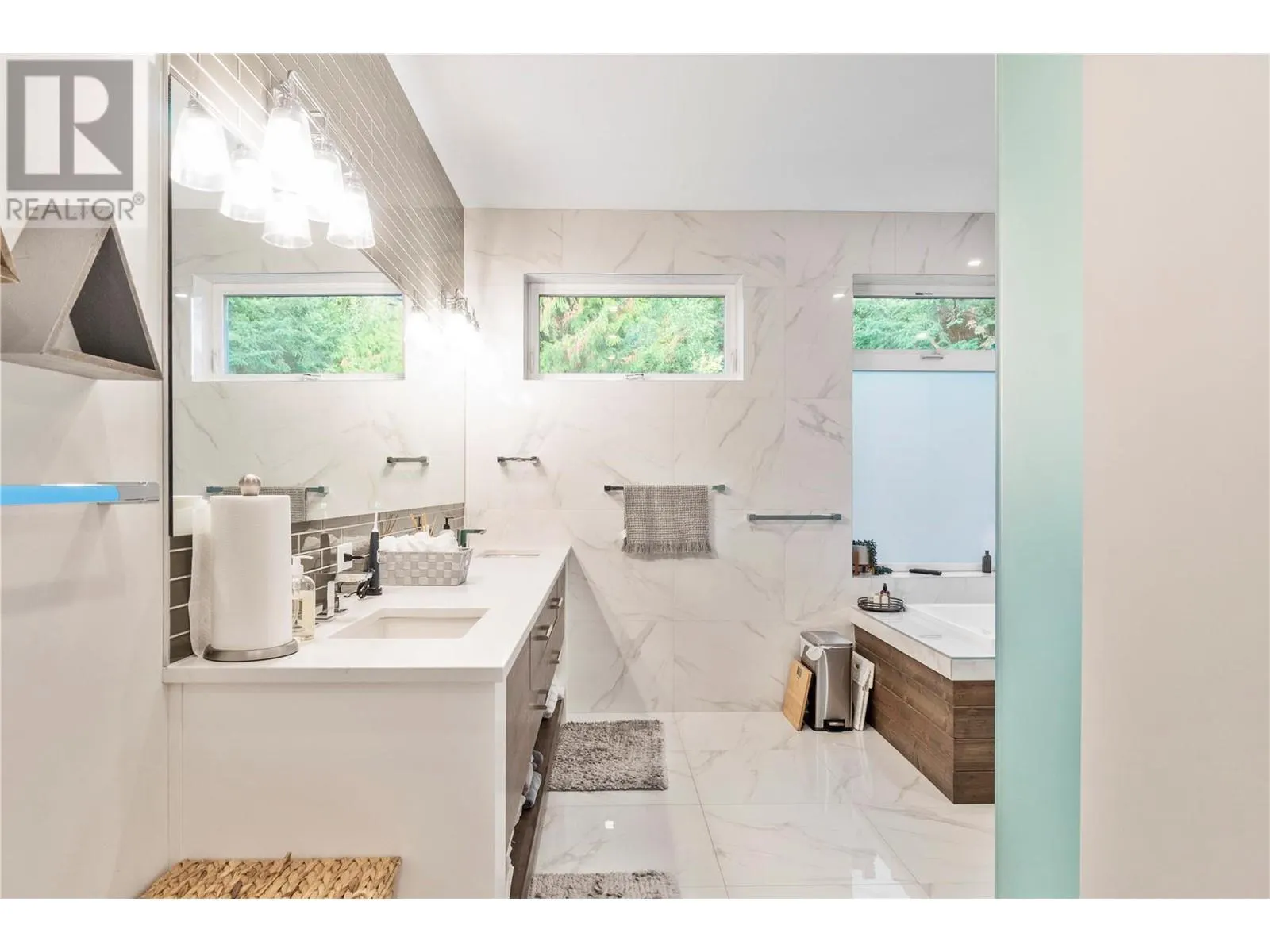 2639 Eagle Bay Road Unit# D