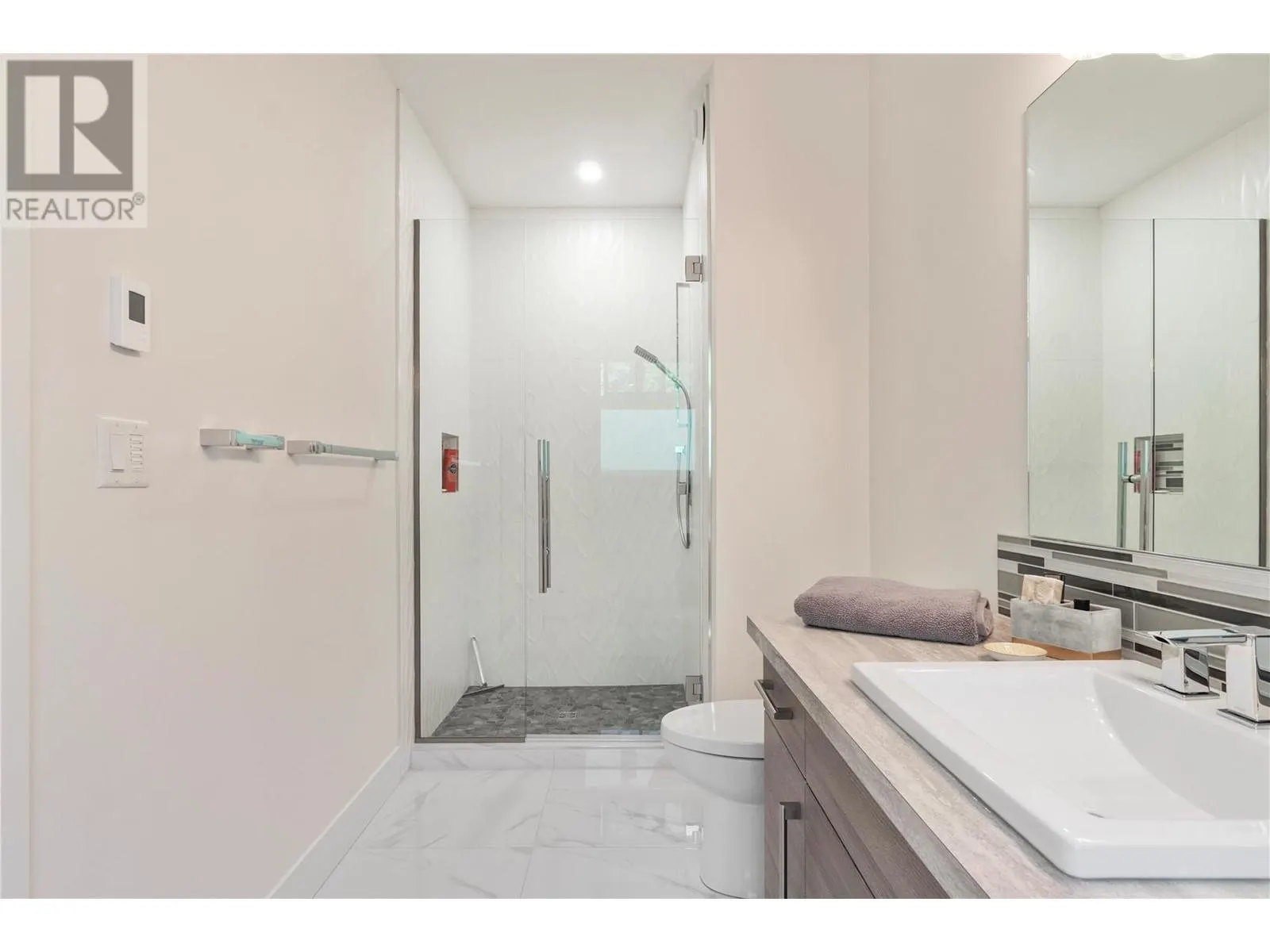 2639 Eagle Bay Road Unit# D