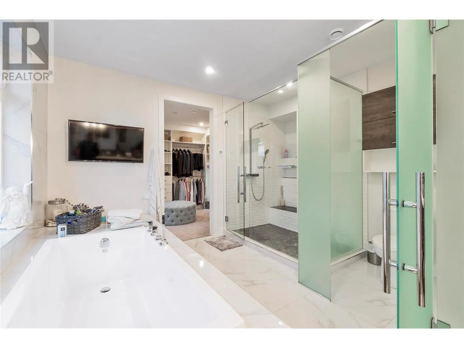 2639 Eagle Bay Road Unit# D