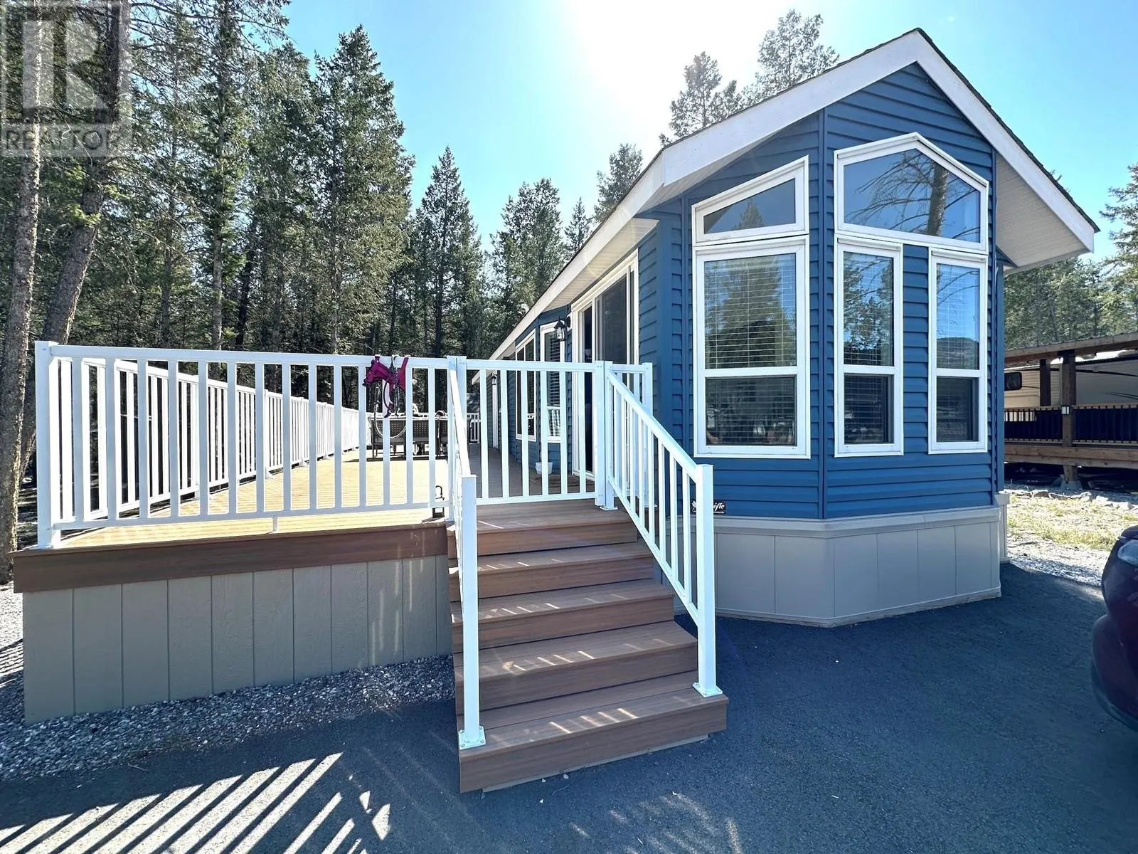 5478 93/95 Highway Unit# 118