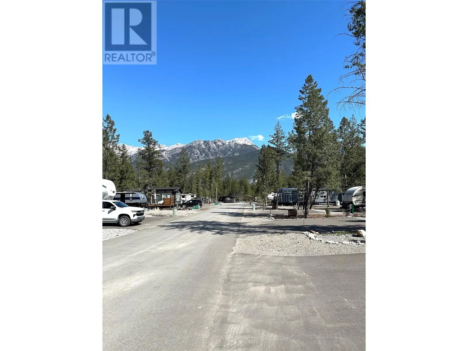 5478 93/95 Highway Unit# 118